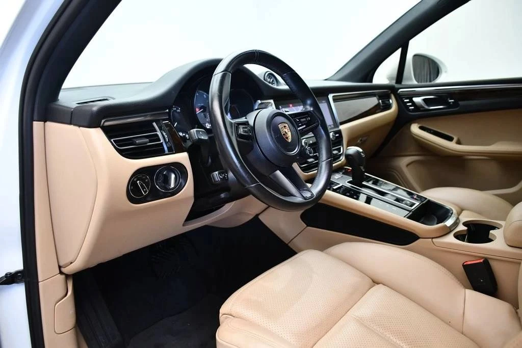 2023 Porsche Macan S - Image 4 of 5