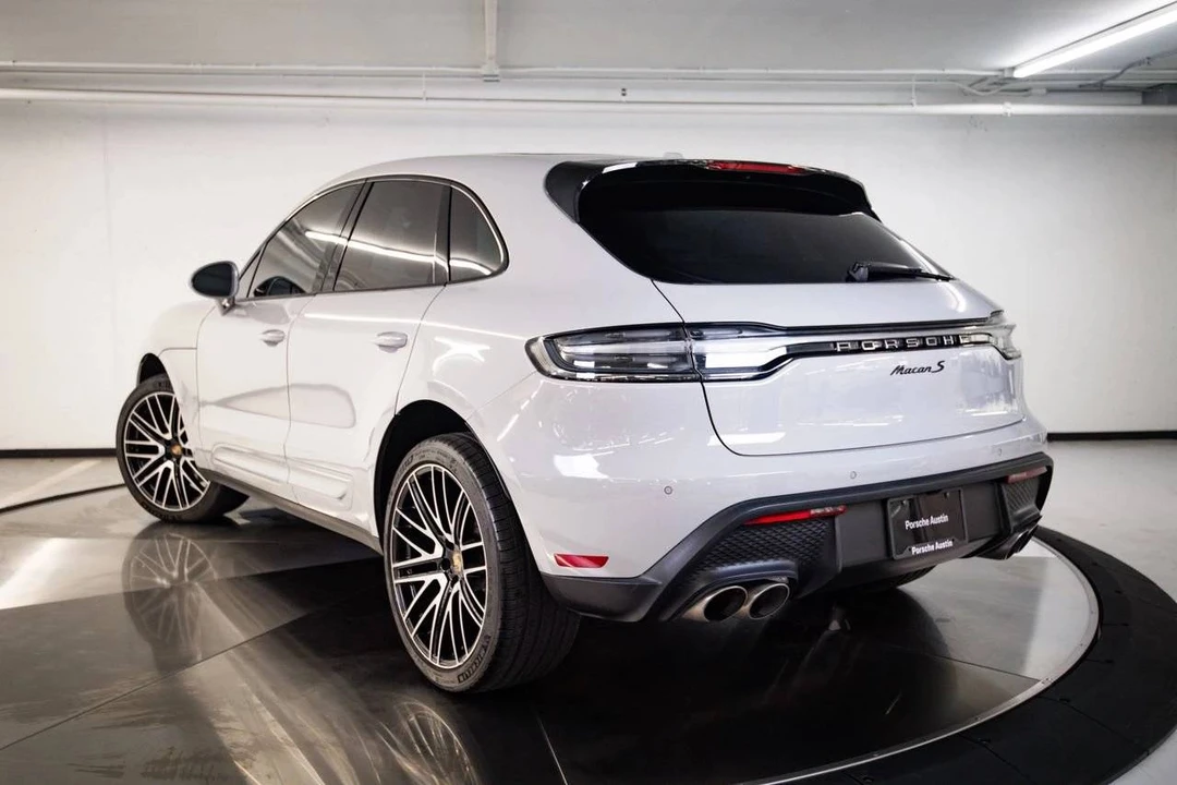 2023 Porsche Macan S - Image 3 of 5