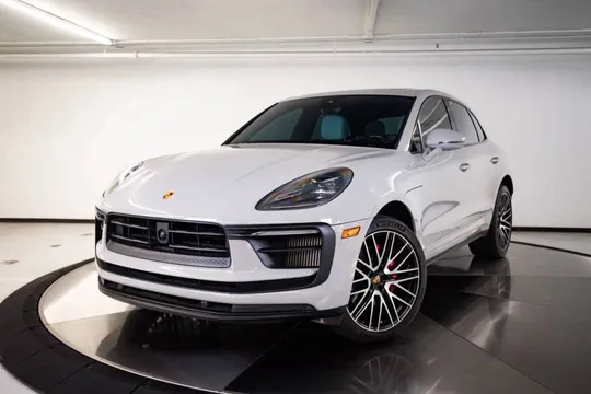 2023 Porsche Macan S