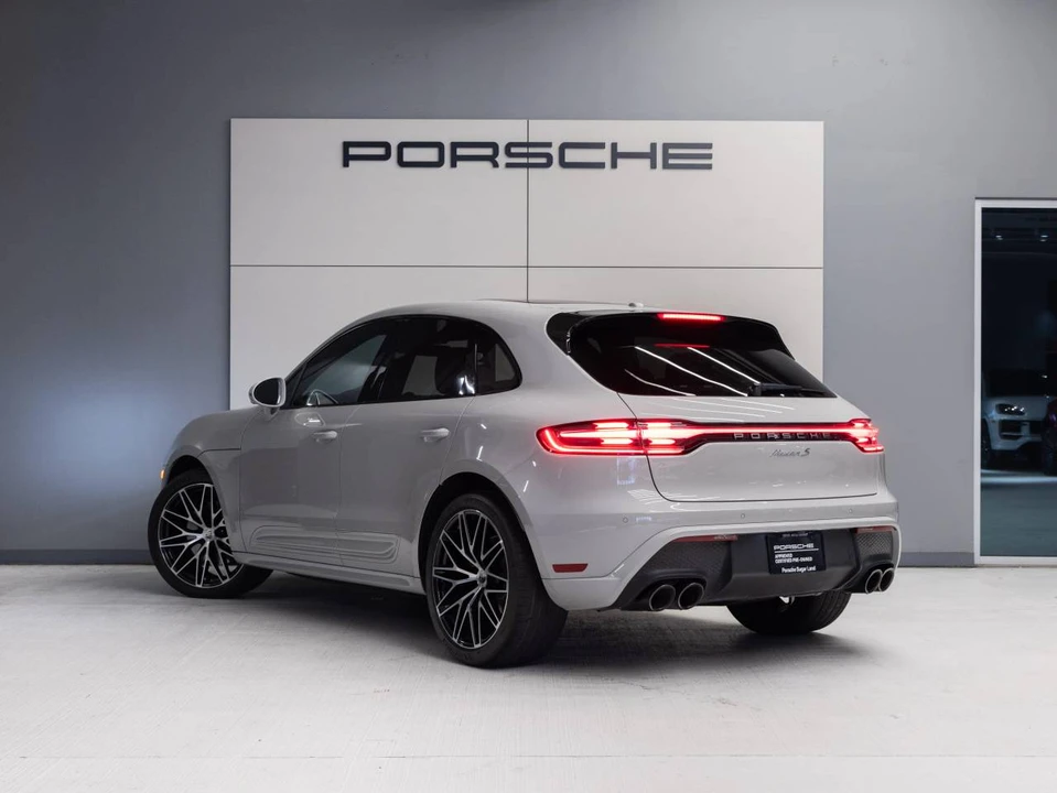 2023 Porsche Macan S - Image 3 of 5