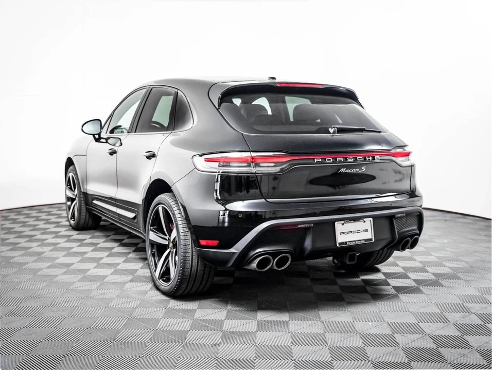 2023 Porsche Macan S - Image 3 of 5