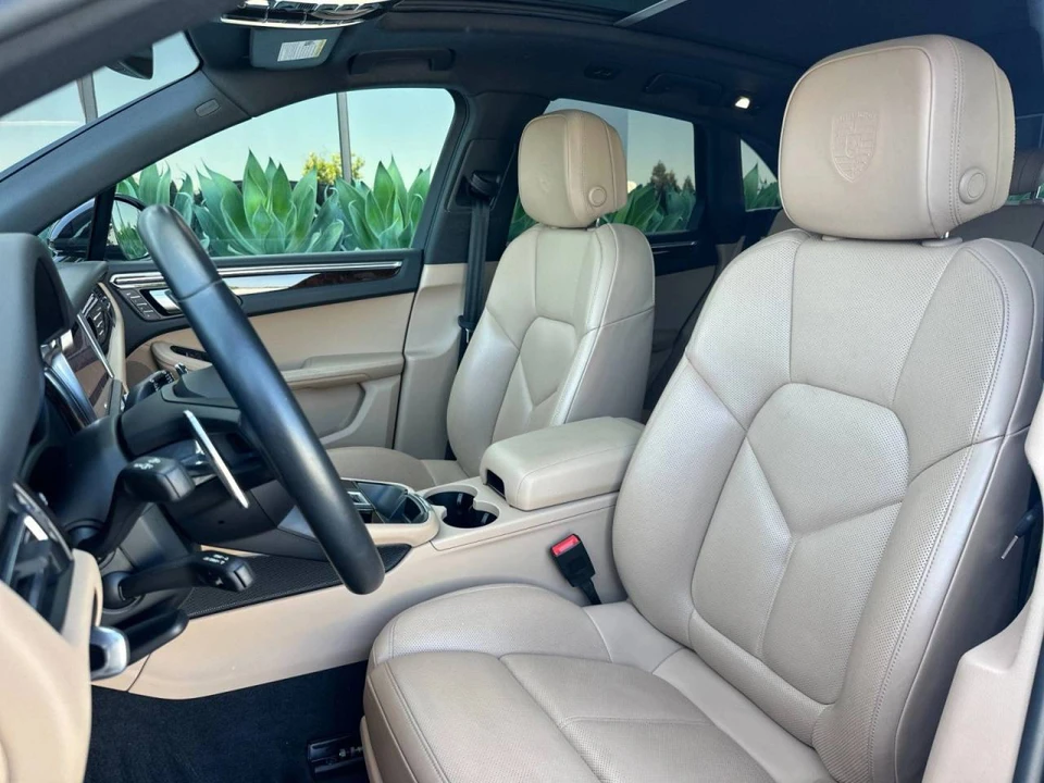 2023 Porsche Macan S - Image 5 of 5