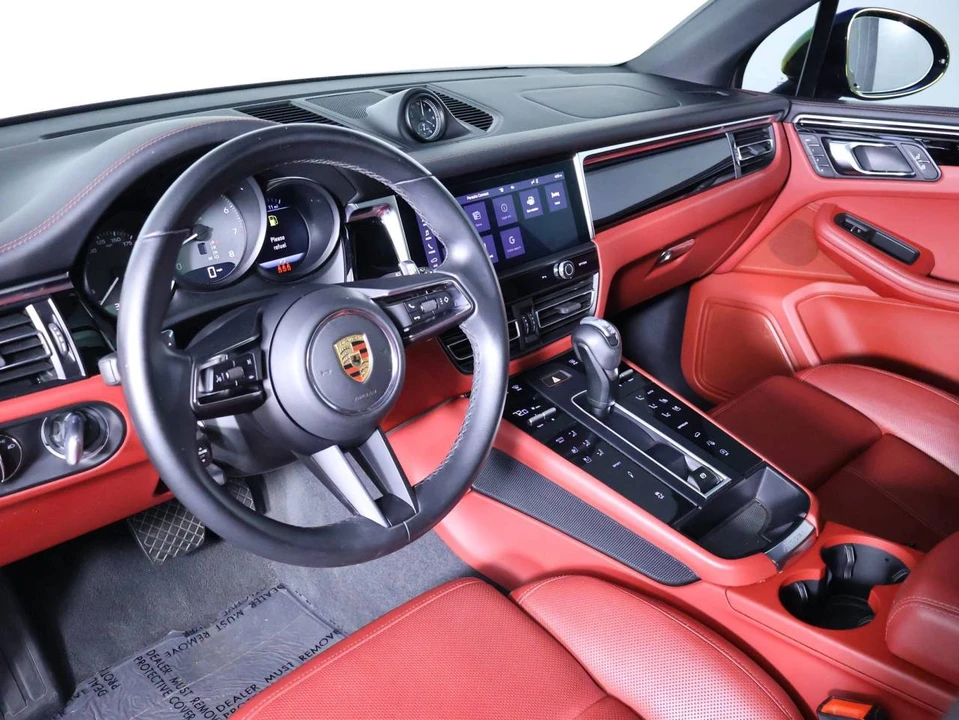 2023 Porsche Macan S - Image 4 of 5