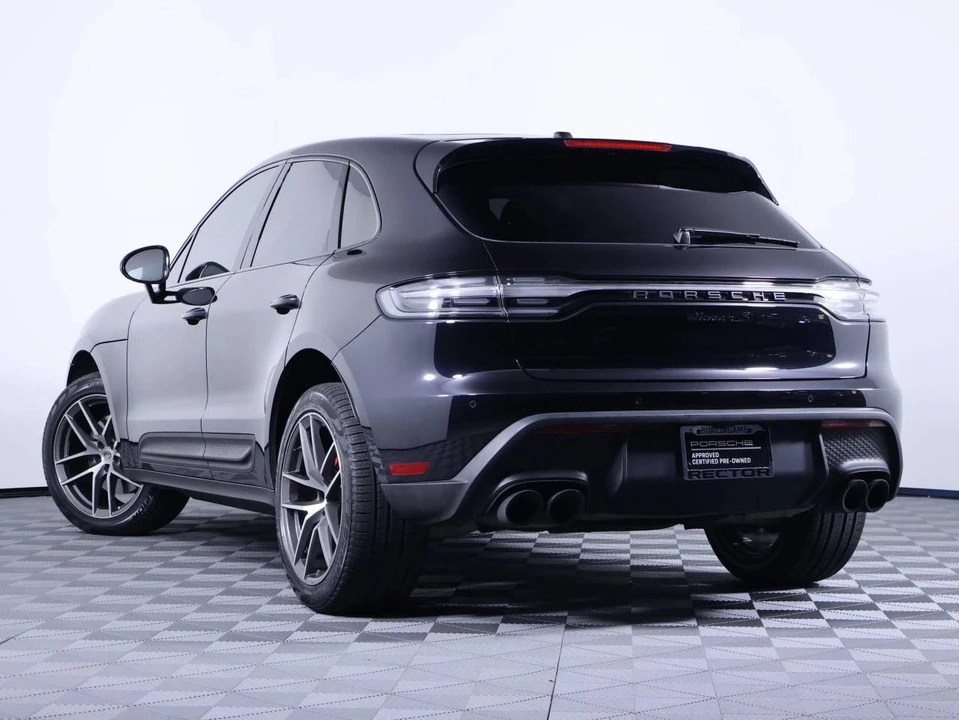 2023 Porsche Macan S - Image 3 of 5