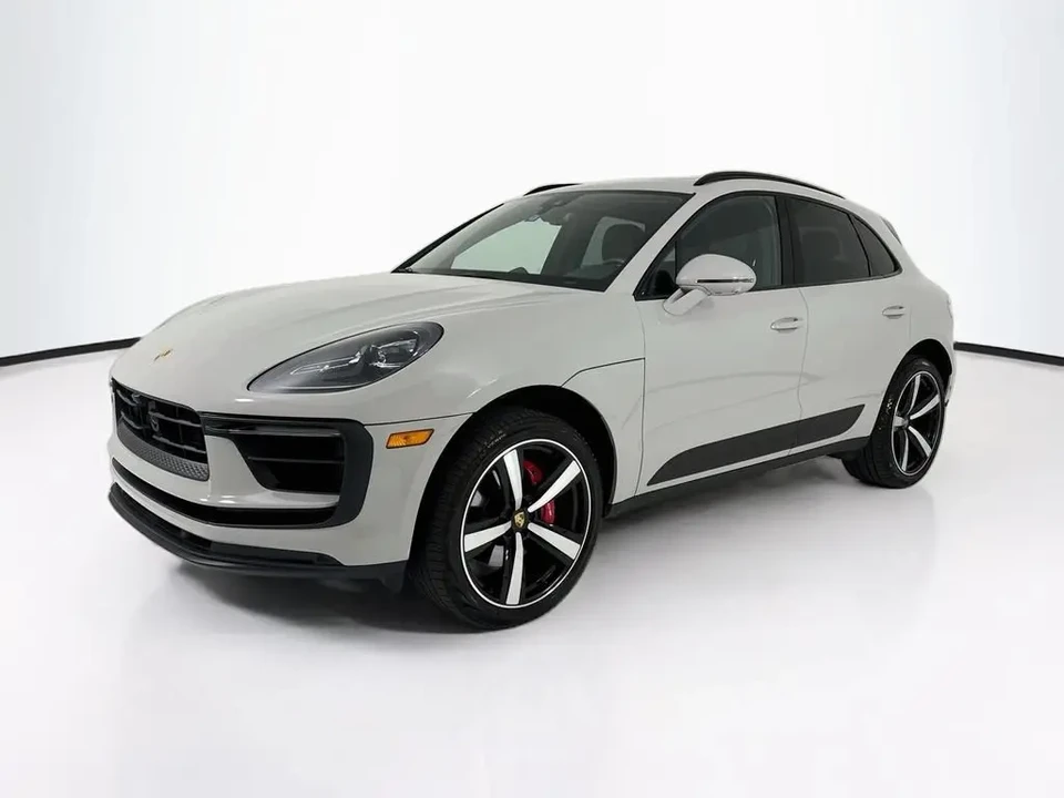 2023 Porsche Macan S - Image 8 of 30