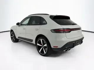 2023 Porsche Macan S - Image 21 of 30