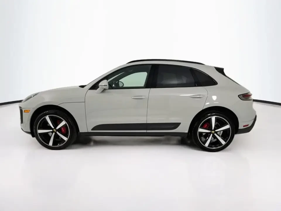 2023 Porsche Macan S - Image 15 of 30