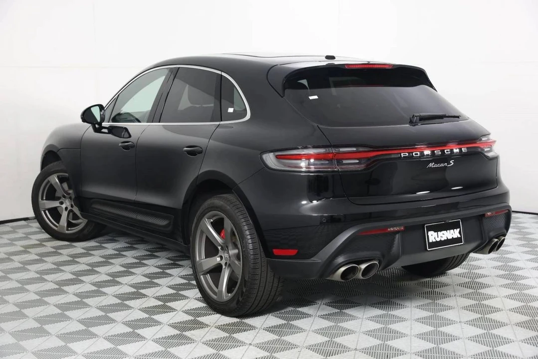 2023 Porsche Macan S - Image 3 of 5