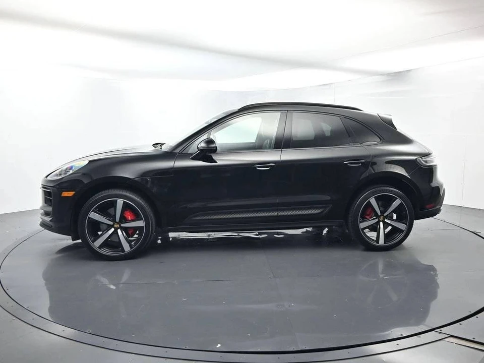 2023 Porsche Macan S - Image 2 of 5