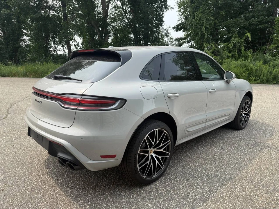 2023 Porsche Macan S - Image 5 of 5