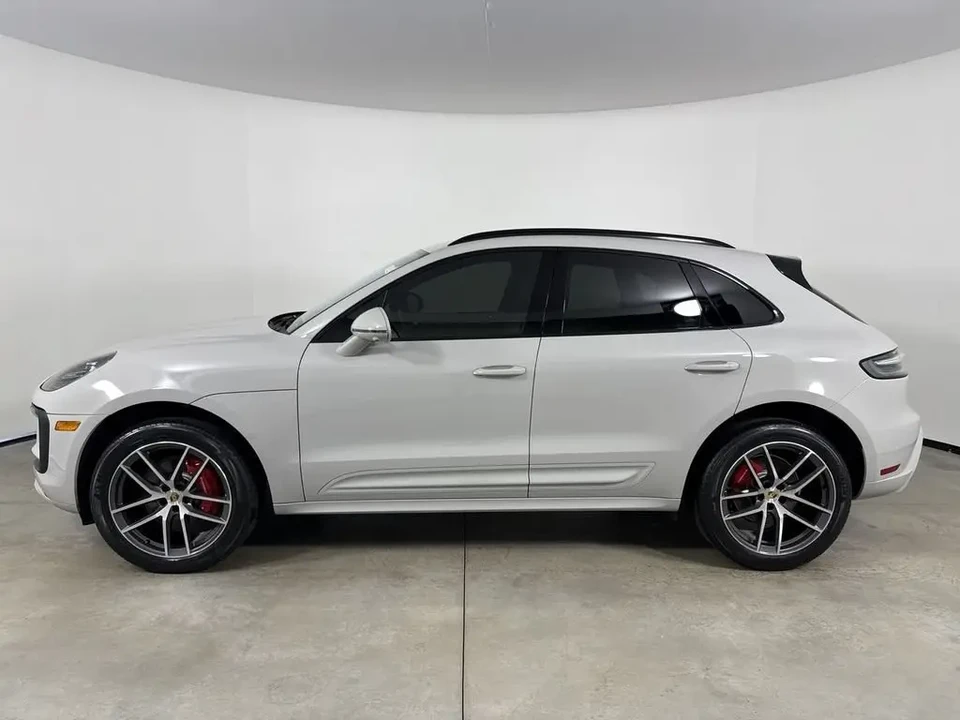 2023 Porsche Macan S - Image 16 of 31