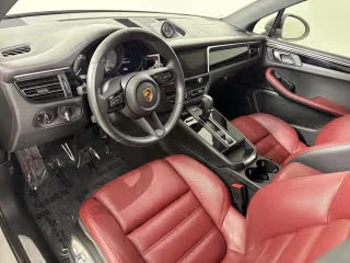 2023 Porsche Macan S - Image 25 of 31