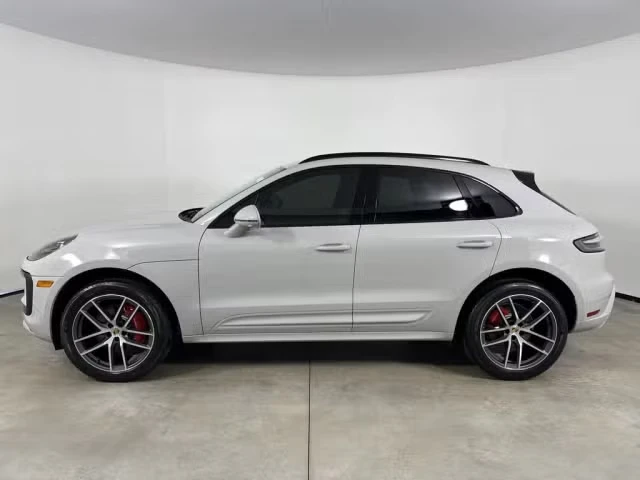 2023 Porsche Macan S - Image 10 of 31