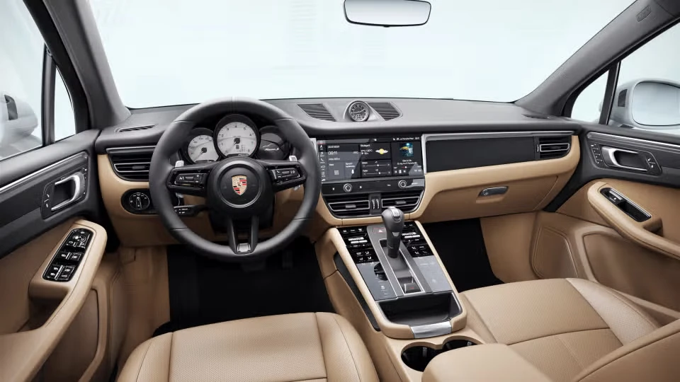 2023 Porsche Macan S - Image 27 of 31