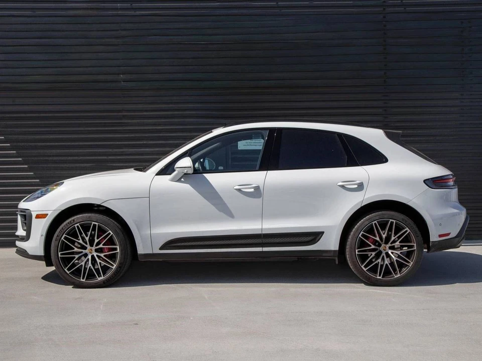 2023 Porsche Macan S - Image 2 of 5