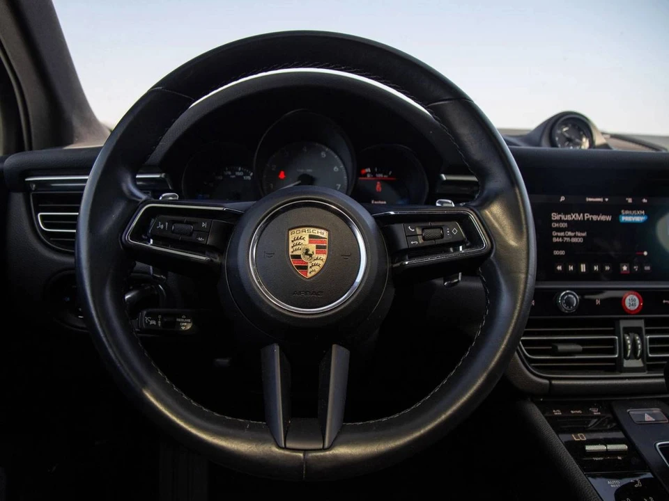 2023 Porsche Macan S - Image 5 of 5