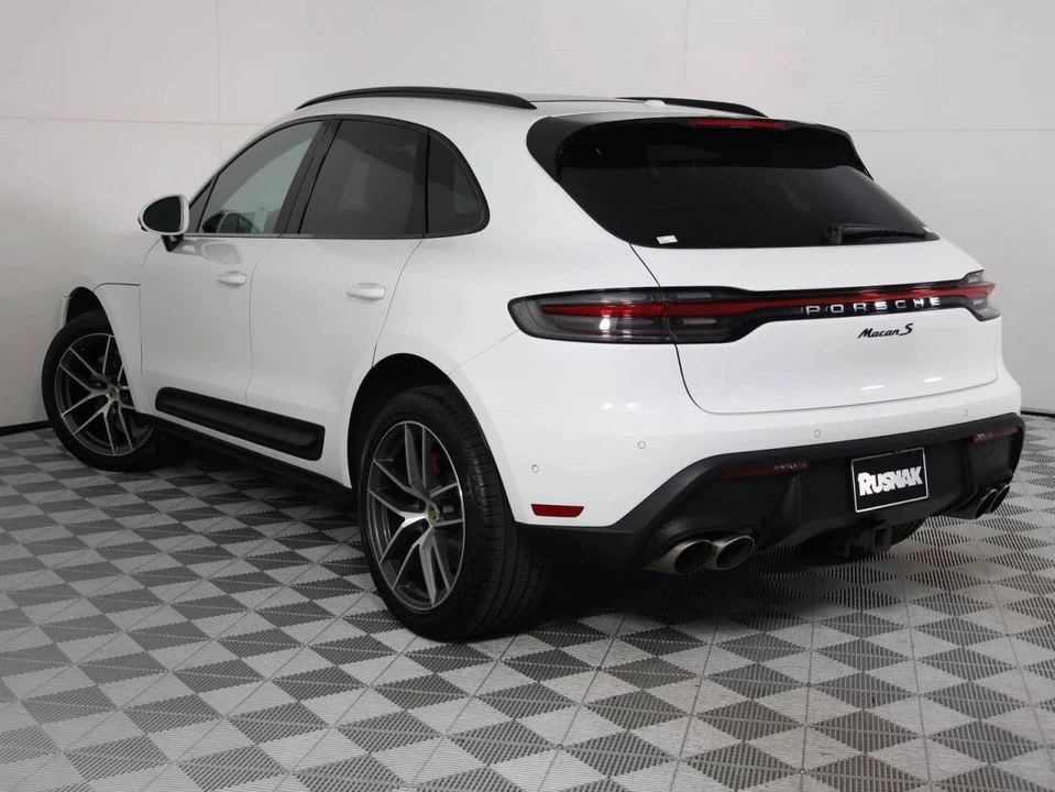 2023 Porsche Macan S - Image 3 of 5