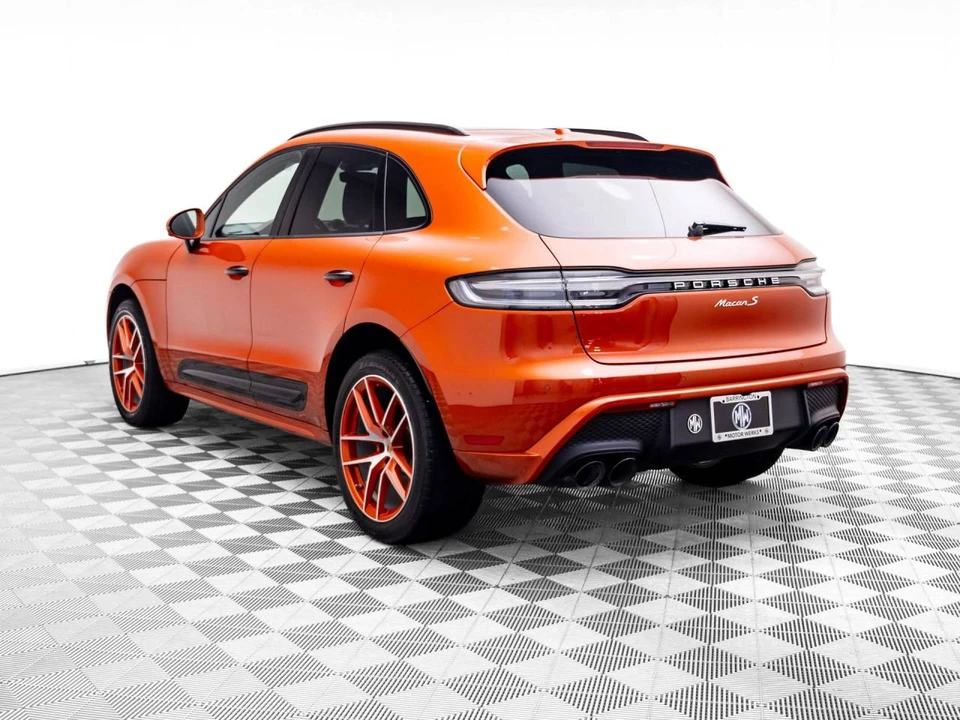 2023 Porsche Macan S - Image 3 of 5