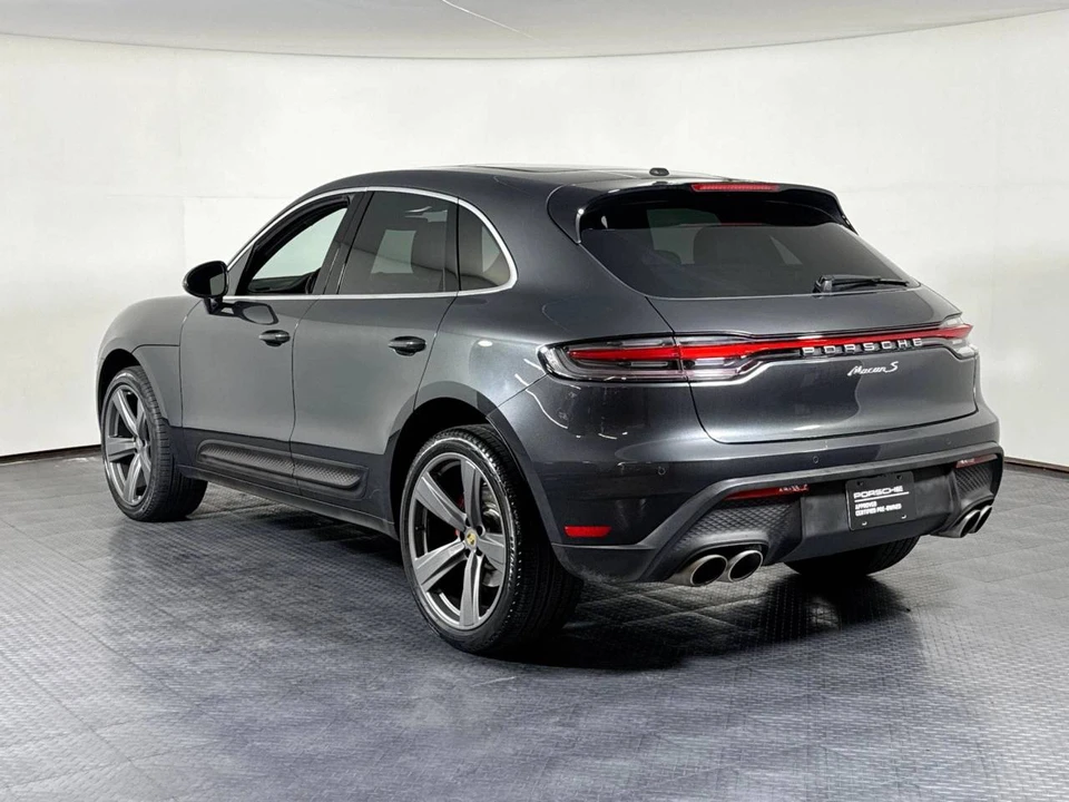 2023 Porsche Macan S - Image 3 of 5