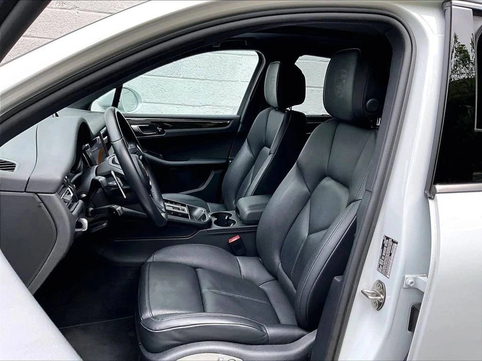 2023 Porsche Macan S - Image 5 of 5