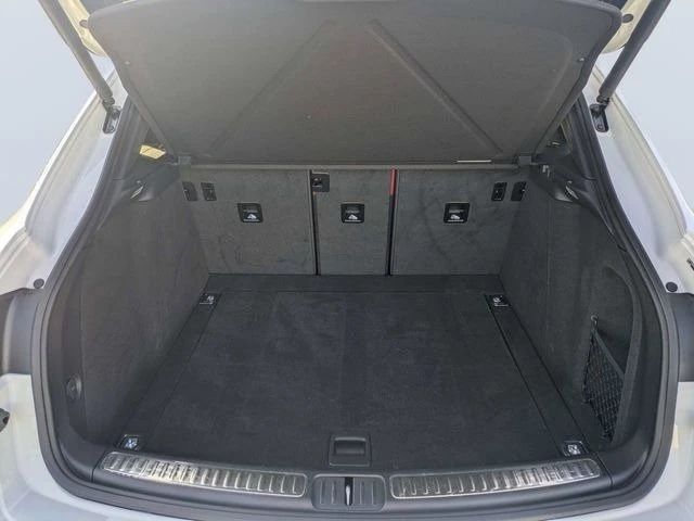2023 Porsche Macan S - Image 12 of 13