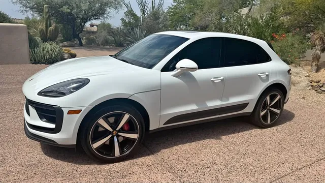 2023 Porsche Macan S