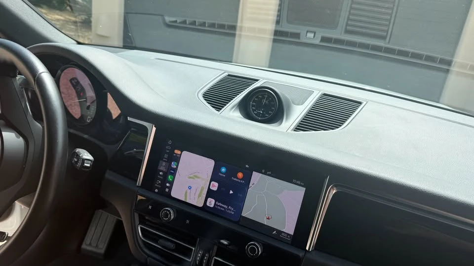 2023 Porsche Macan S - Image 17 of 19