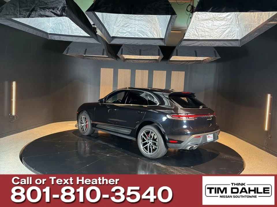 2023 Porsche Macan S - Image 3 of 11