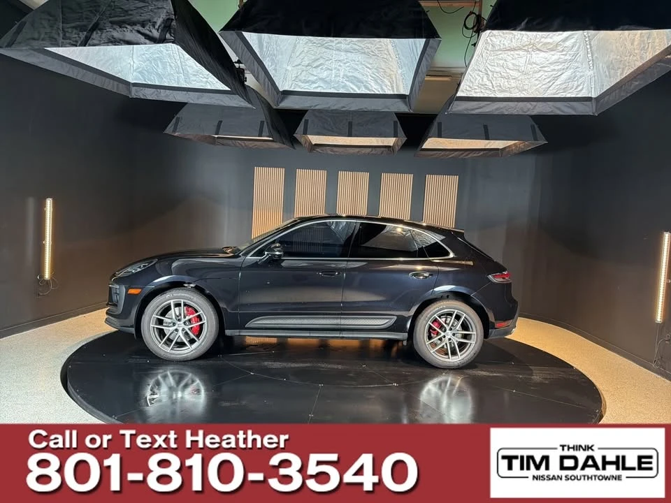 2023 Porsche Macan S - Image 2 of 11