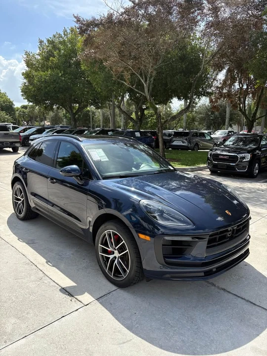2023 Porsche Macan S - Image 7 of 12