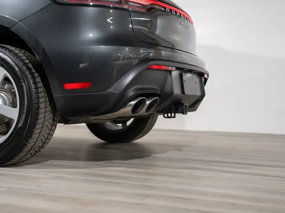 2023 Porsche Macan S - Image 12 of 20
