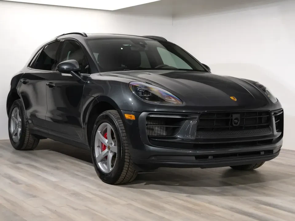 2023 Porsche Macan S - Image 15 of 20
