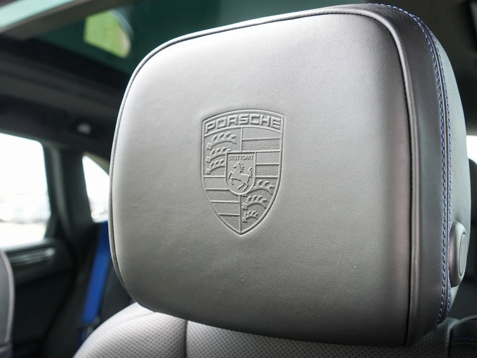 2023 Porsche Macan S - Image 15 of 20