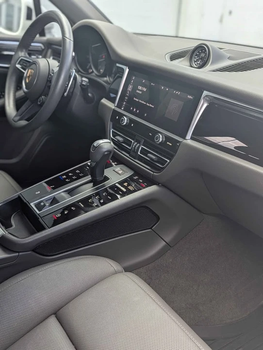 2023 Porsche Macan S - Image 13 of 13
