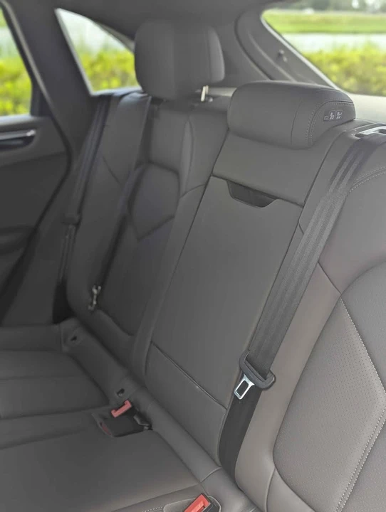 2023 Porsche Macan S - Image 12 of 13