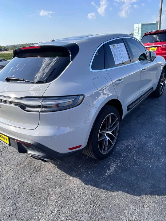2023 Porsche Macan S - Image 2 of 8