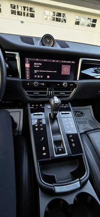 2023 Porsche Macan S - Image 7 of 13