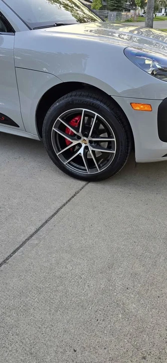 2023 Porsche Macan S - Image 9 of 13