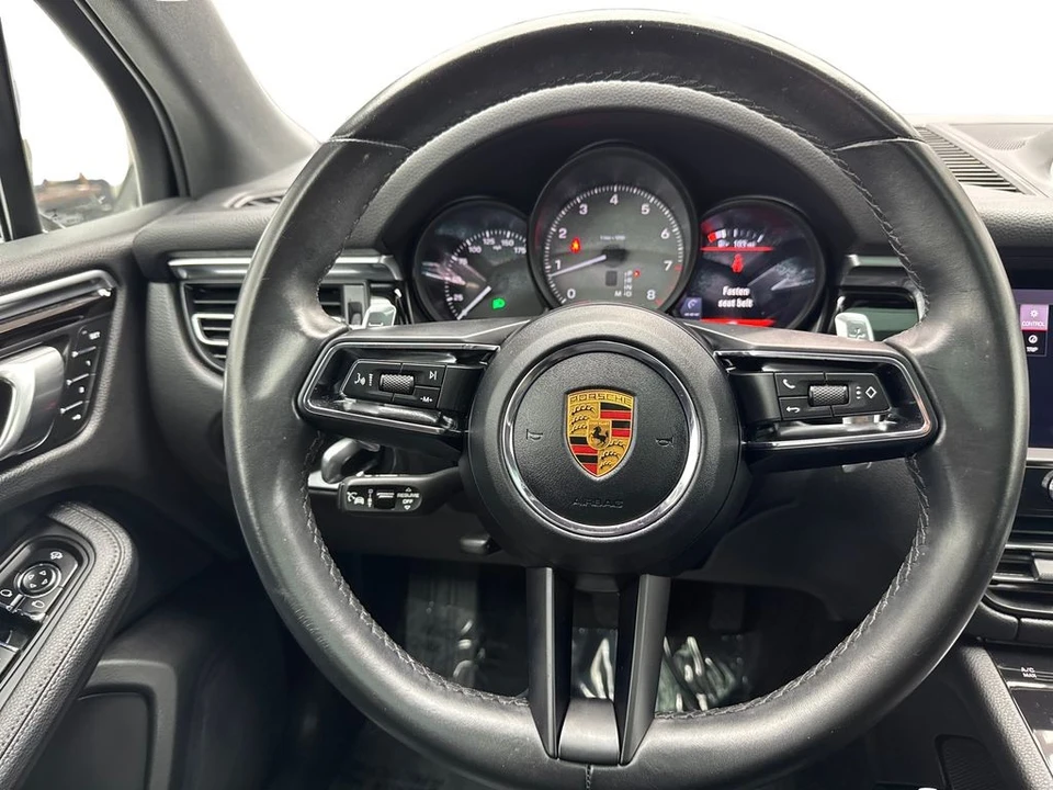 2023 Porsche Macan S - Image 20 of 21