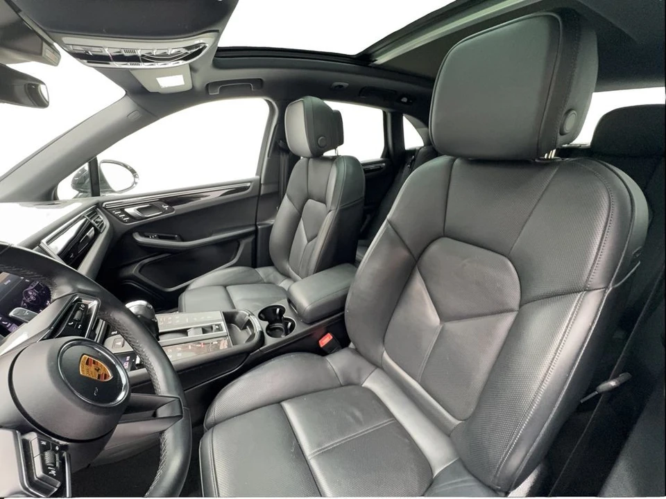 2023 Porsche Macan S - Image 9 of 21