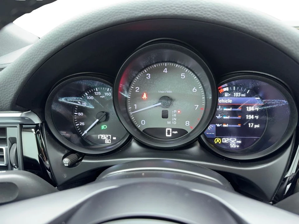 2023 Porsche Macan S - Image 30 of 31