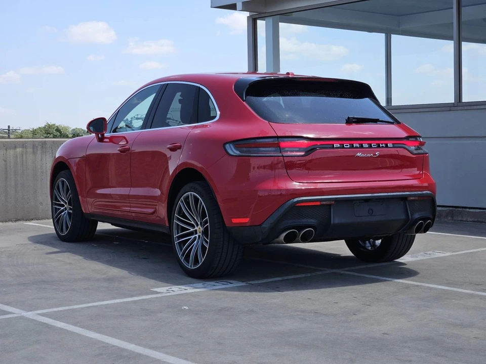 2023 Porsche Macan S - Image 3 of 5