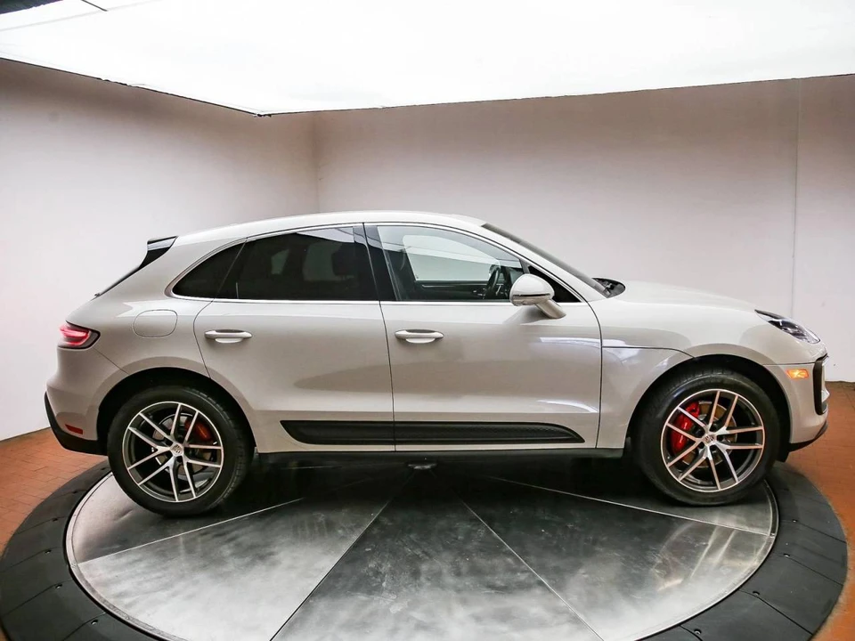 2023 Porsche Macan S - Image 5 of 5