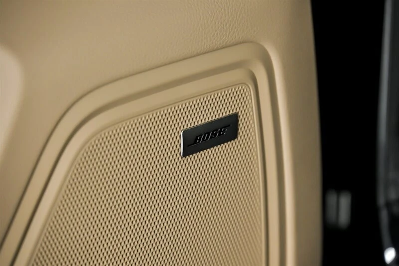2023 Porsche Macan S - Image 20 of 31
