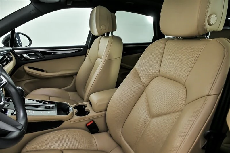 2023 Porsche Macan S - Image 23 of 31