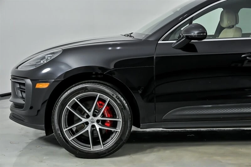 2023 Porsche Macan S - Image 7 of 31