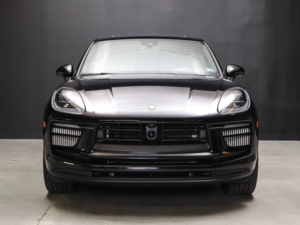 2023 Porsche Macan S - Image 5 of 5