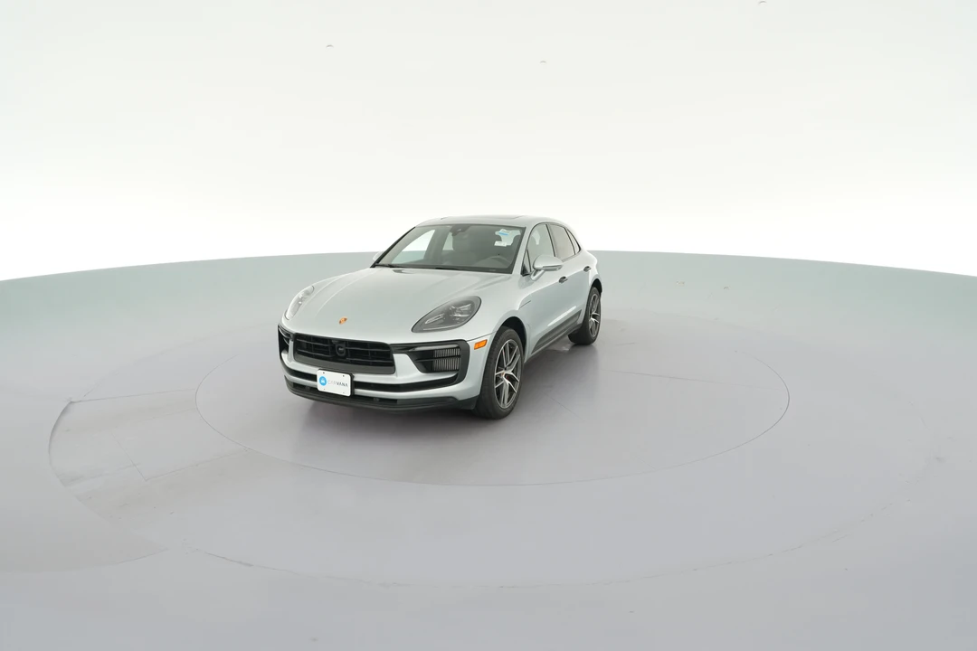 2023 Porsche Macan S - Image 26 of 31