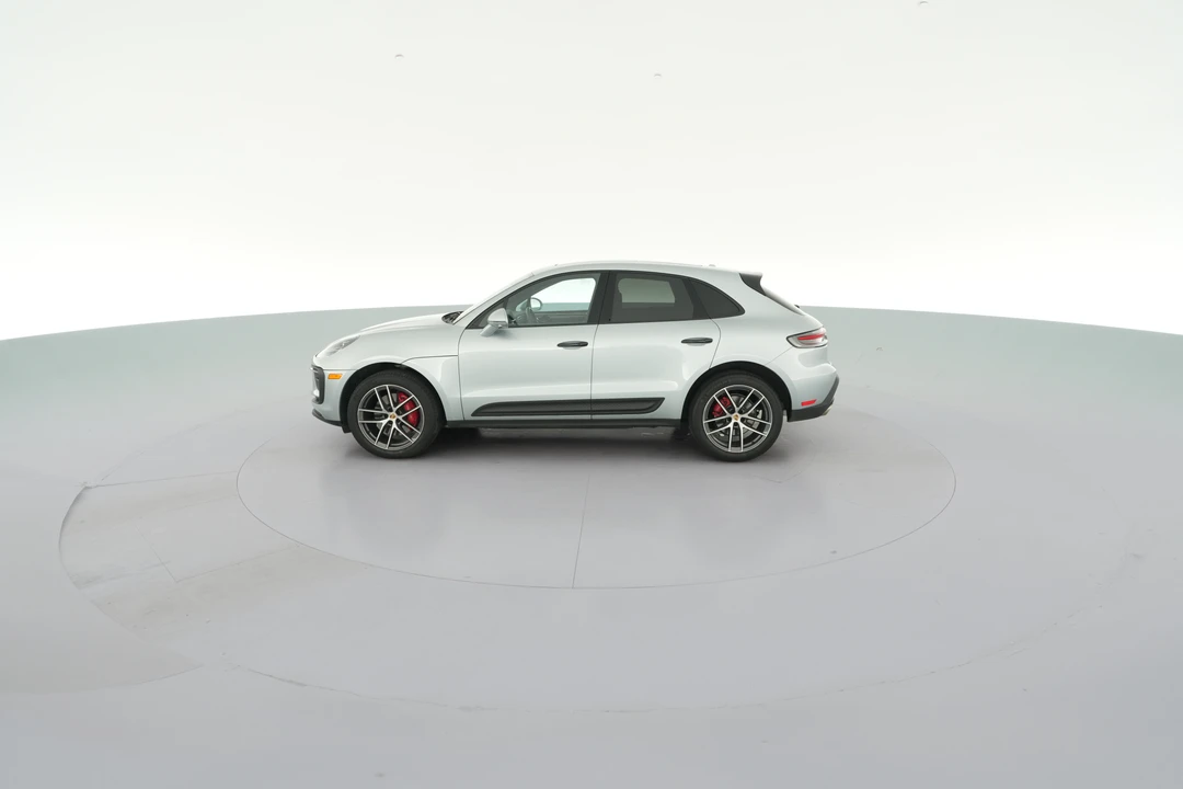 2023 Porsche Macan S - Image 29 of 31