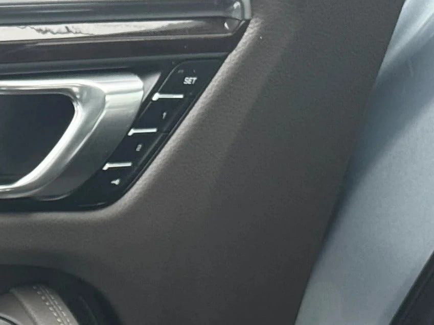 2023 Porsche Macan S - Image 13 of 31